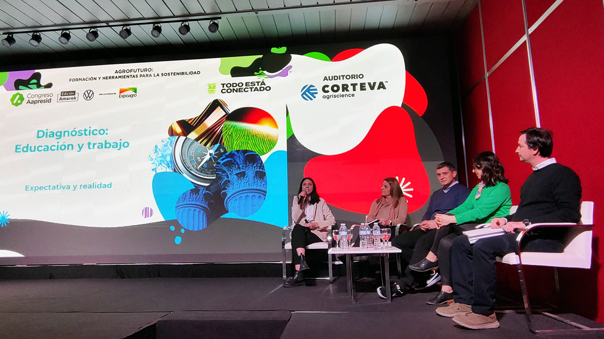 img-casafe-el-futuro-del-agro-2 nota casafe resumen aapresid El futuro del agro, ¿qué desafíos educativos y laborales enfrentamos?